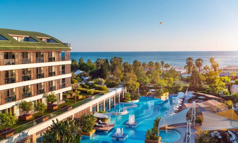 Emir-Tui-Blue-Side-HB-Hotel-aussen-Trainingslager-Turkei-1000px-2